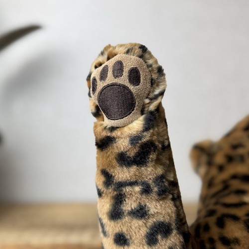 Steiff Laying Leopard With Ear Button - Large Leopard Collectible 17” - 064036 - Picture 11 of 22