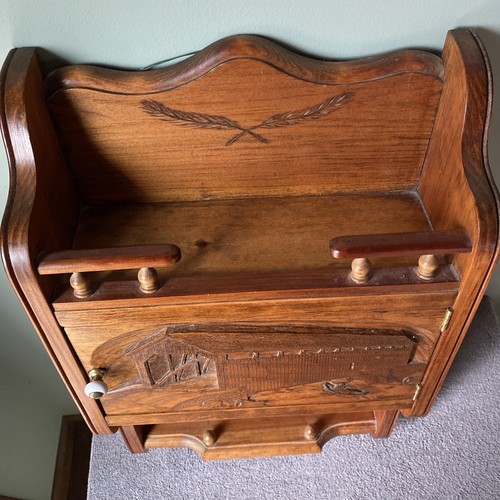 Vintage  Handmade Carved Wood Covered Bridge Cabinet Signed By Artist 21”x14”x6” - Bild 3 von 8