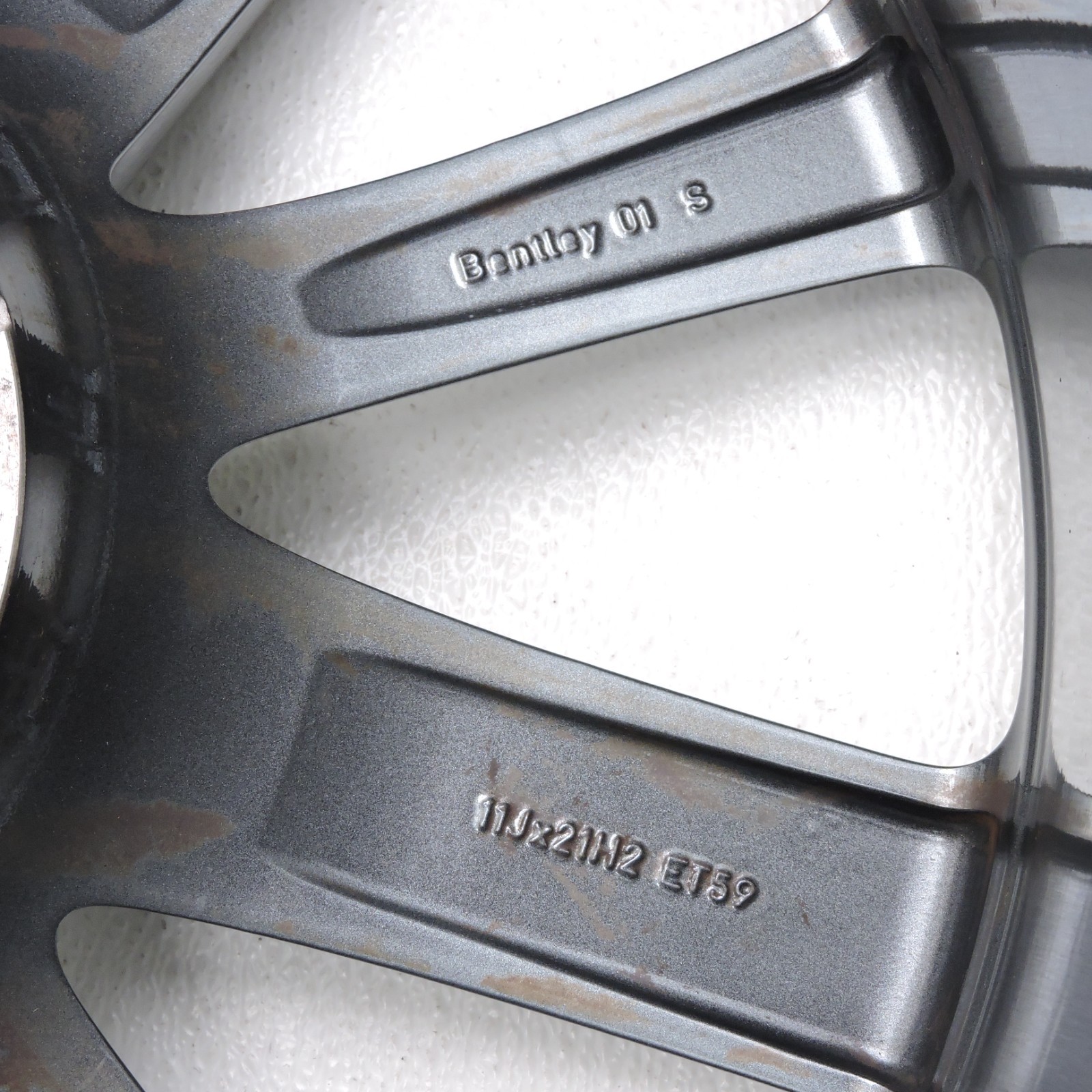 Bentley Continental GT 2020-2023 Rear Wheel