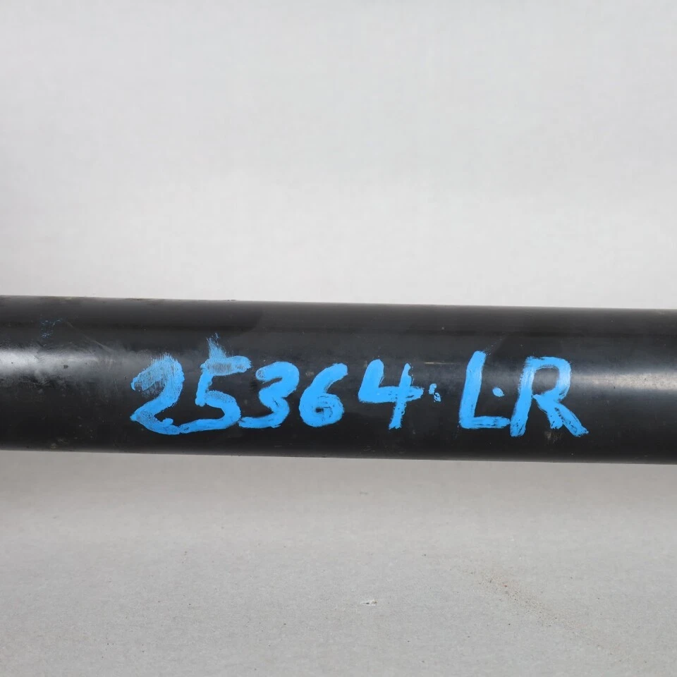 2008-2013 BMW 128i 328i Eixo Traseiro Esquerdo Junta CV 33217537715 OEM Usado - Imagem 2 de 4