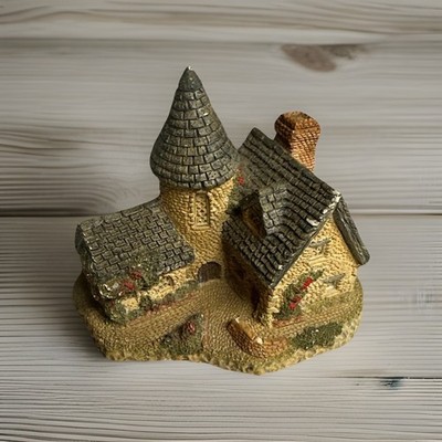 David Winter Christmas Village Cottages ''Vicarage  Handmade England Vintage 1985