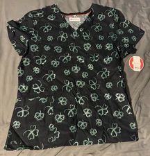 New with Tags Designer Shamrock Scrub Top Women's White Cross Size Large