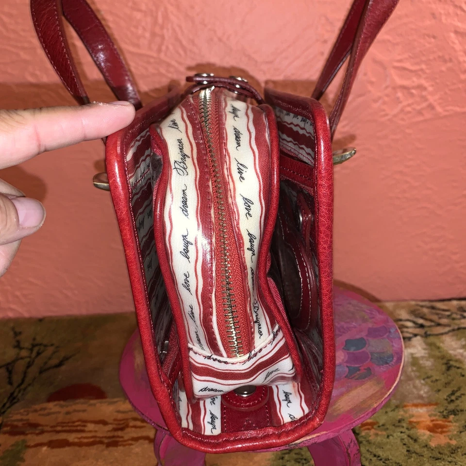 Brighton ❤️ Bolsa de maquillaje de viaje corazones rojos. Artículos de aseo, llevar, carrito, fin de semana. Raro Foto 3 de 4