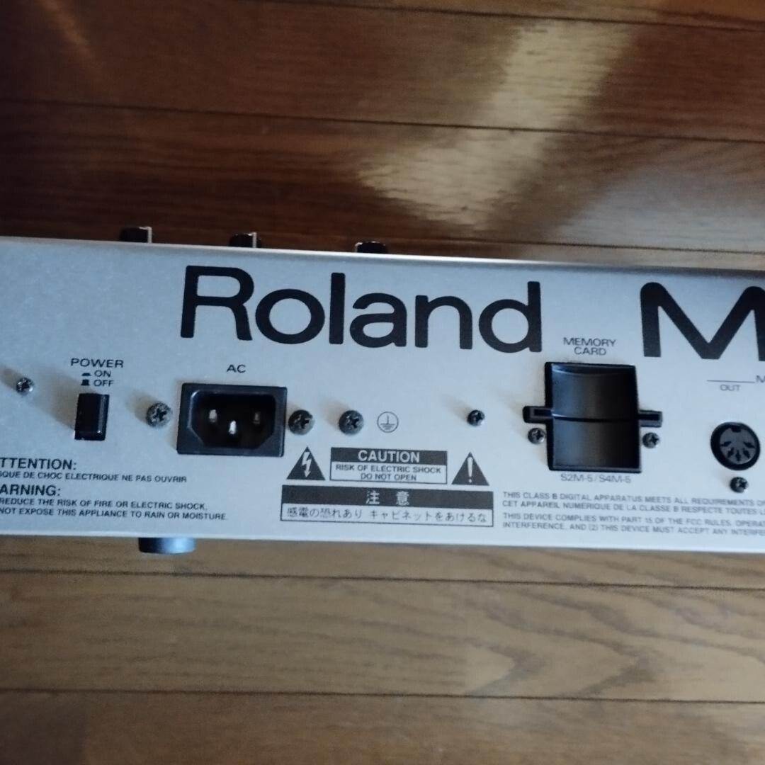 【ジャンク品】Roland MC-505 Groovebox リズムマシン Roland MC-505 Groovebox Rhythm Machine Sequencer Mixer Music