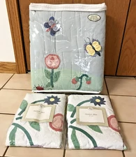 C&F Enterprises Hand Crafted Floral Quilt 100” x 90” & Two Shams 21” x 27” – NIP