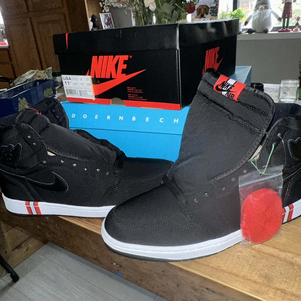 Talla 11.5 Paris Saint-Germain x Air Jordan 1 Retro OG High Paris Saint-Germain Foto 3 de 4