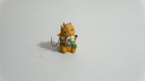 1996 Garden Club Surprise Hallmark Keepsake Christmas Ornament - Picture 4 of 6