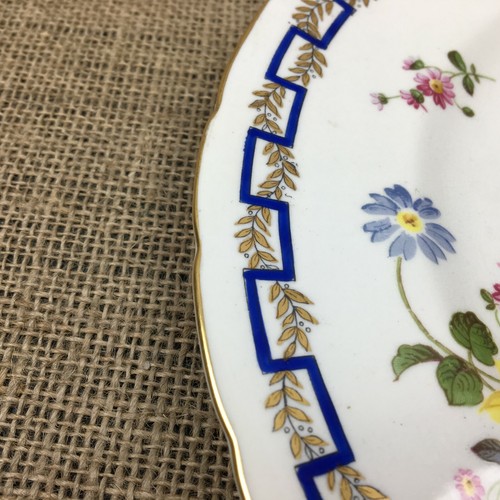 ROYAL CROWN DERBY CHINA "SPRING" GREEK KEY DINNER PLATE-26.5cm - Picture 5 of 7
