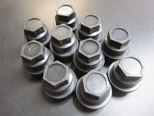 1989 - 2013 Chevy Gmc Lug Nut Covers Oem New Gm Wheel Lug Nut Covers 15646250 1989 - 2013 Chevy Gmc Lug Nut Covers Oem New Gm Wheel Lug Nut Covers 15646250