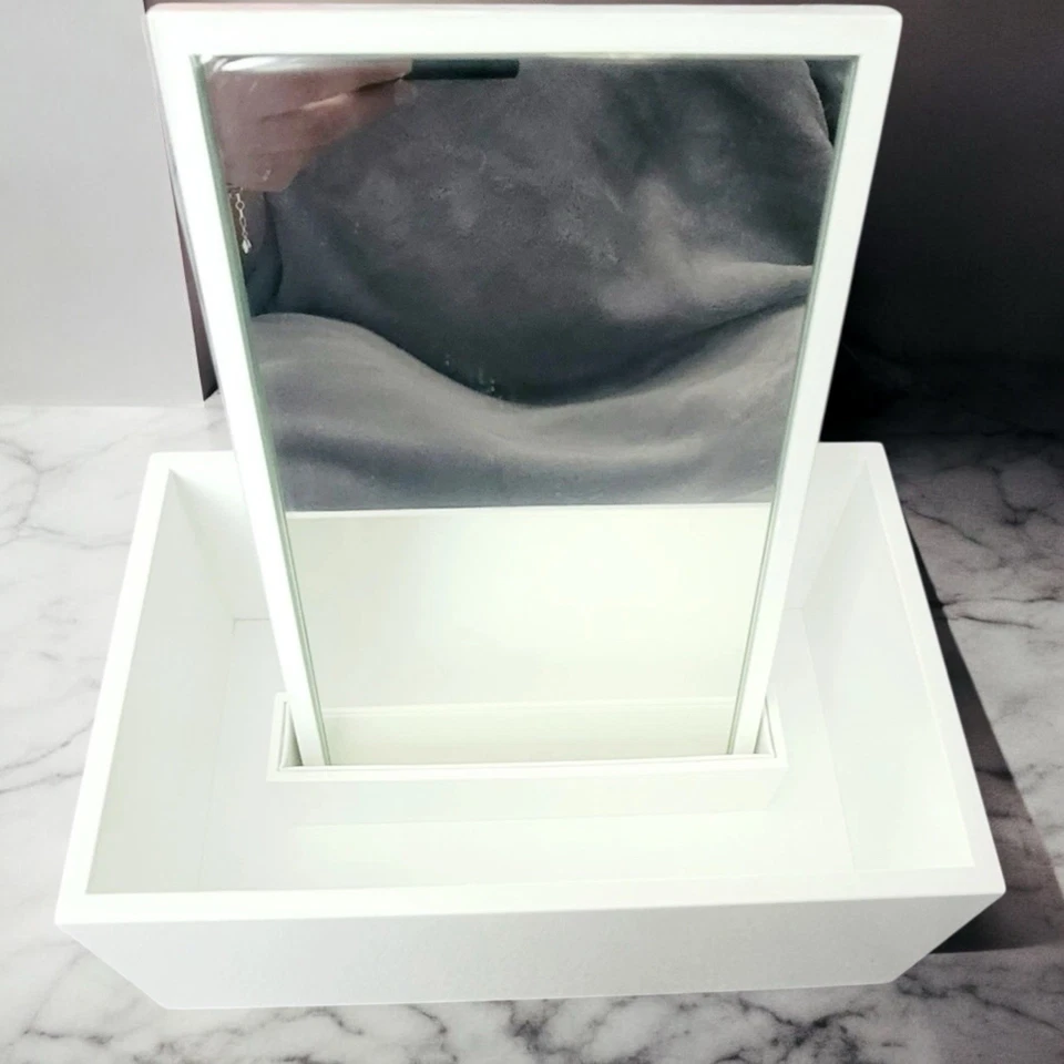 Raro DIOR BEAUTY Estojo de Acrílico com Espelho Maquiagem Branco Novidade GWP NOVO NA CAIXA - Imagem 2 de 4