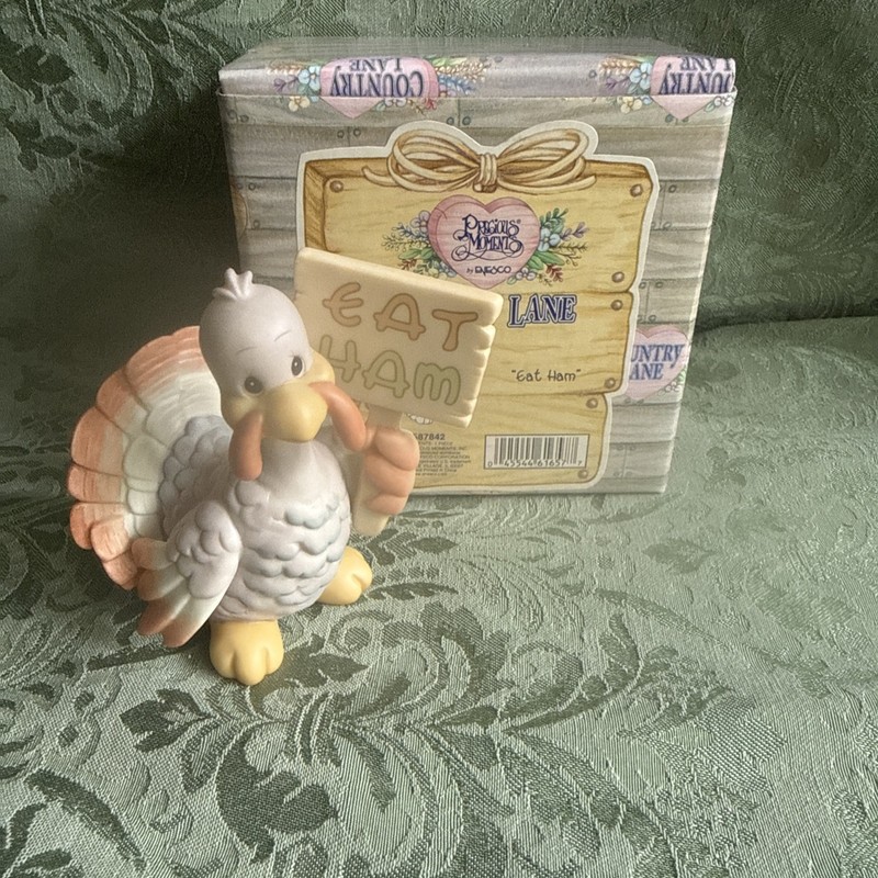 Precious Moments Country Lane ‘Eat Ham’ Figurine #587842  1999