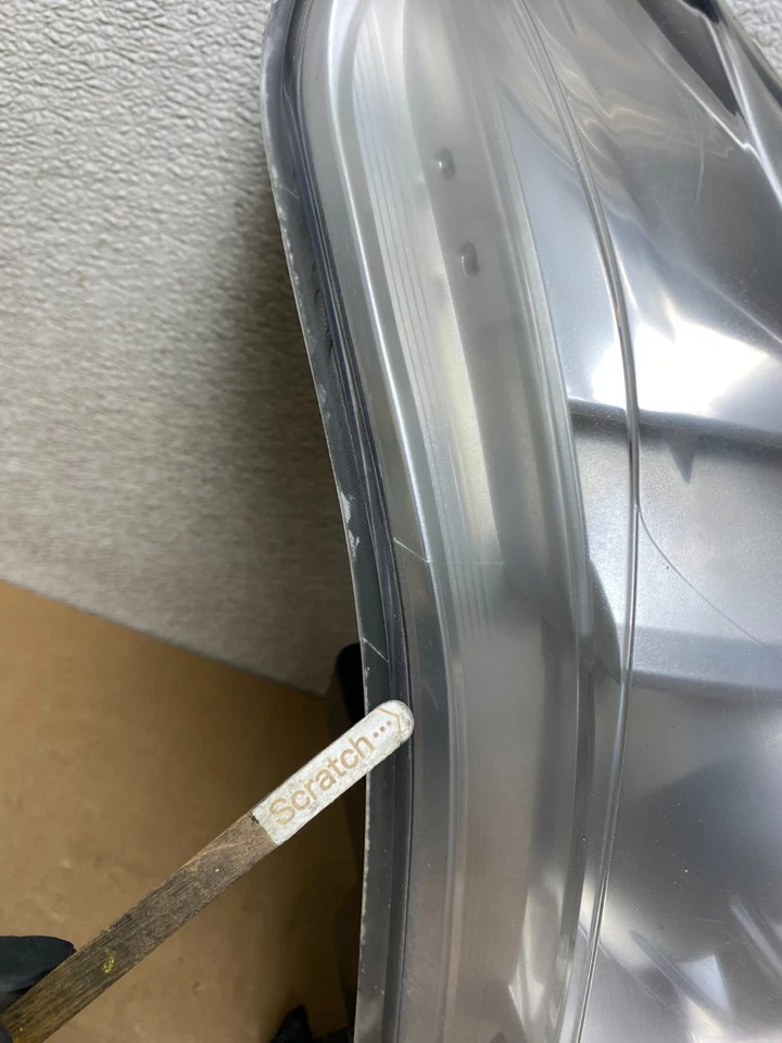 Faro lateral derecho halógeno para pasajero Cadillac SRX 2010 a 2016 V4895 DW Foto 4 de 4