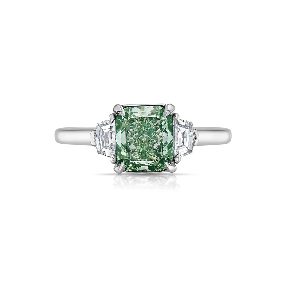 2Ct Radiant Cut Lab Grown Fancy Vivid Green Diamond Three Stone Ring 14k Gold - Image 3 of 4
