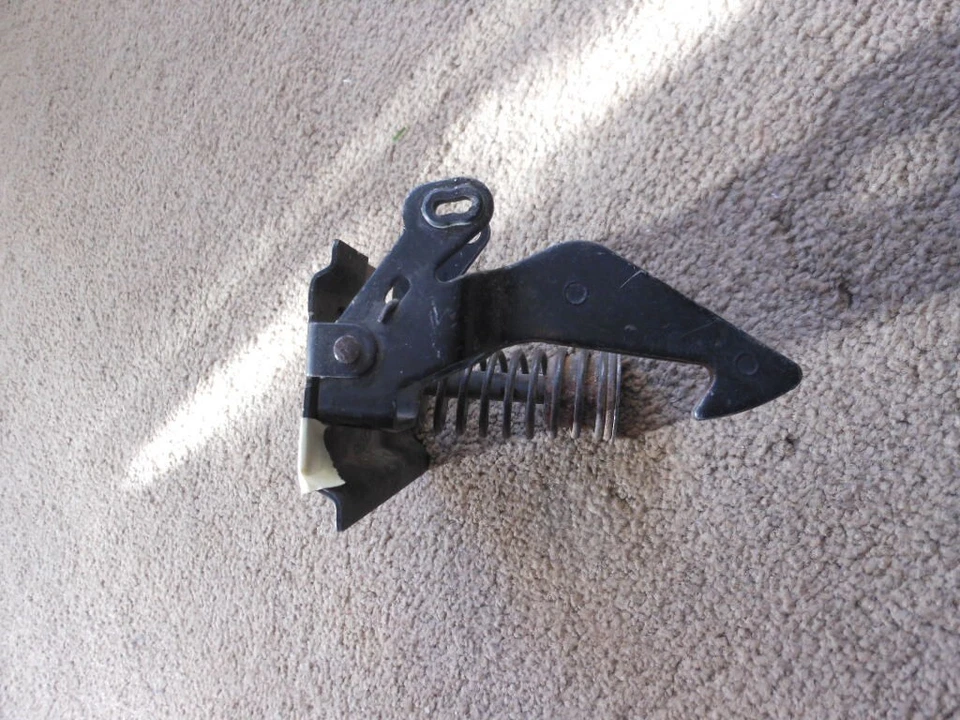 Dodge Spirit Plymouth Acclaim 1989 89 pestillo de capó Foto 4 de 4