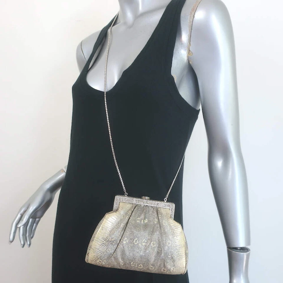 Bolso Bandolera Judith Leiber Anillo Lagarto Gris/Crema Mini Correa de Cadena Foto 2 de 4