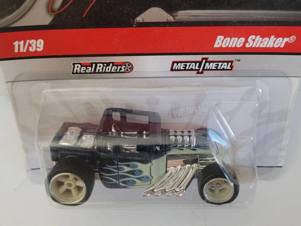 Tarjeta usada Hot Wheels "Bone Shaker" Larry's Garage Series 2009 (azul) 1/64 Foto 4 de 4