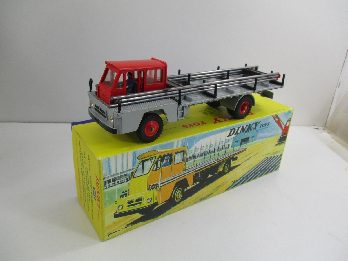 885- CAMION SAVIEM PORTE-FER DINKY TOYS 1/43