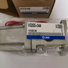 1PC NEW SMC VS3135-044 solenoid valve FREE SHIPPING