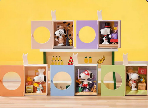 Miniso Snoopy My Story Club Series Blind Box Confirmed Figure - Picture 2 of 14