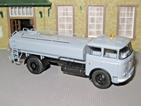 Brekina 71871 - Skoda Liaz 706 - Sprengwagen - StraßEnreinigung - Grau