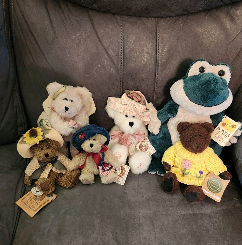 Boyd's Bears Lot Flora Mae Hope Bearywell Alice Patchbeary Ripple Henry & Dipper