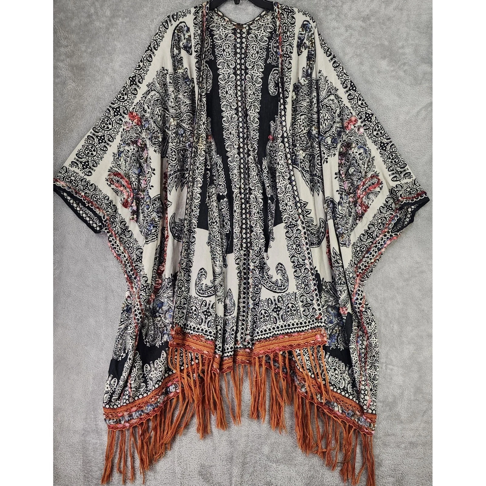 Free People Hendrix Kimono Womens One Size Boho Yarn Fringed Poncho Cardigan
Opens in a new window o