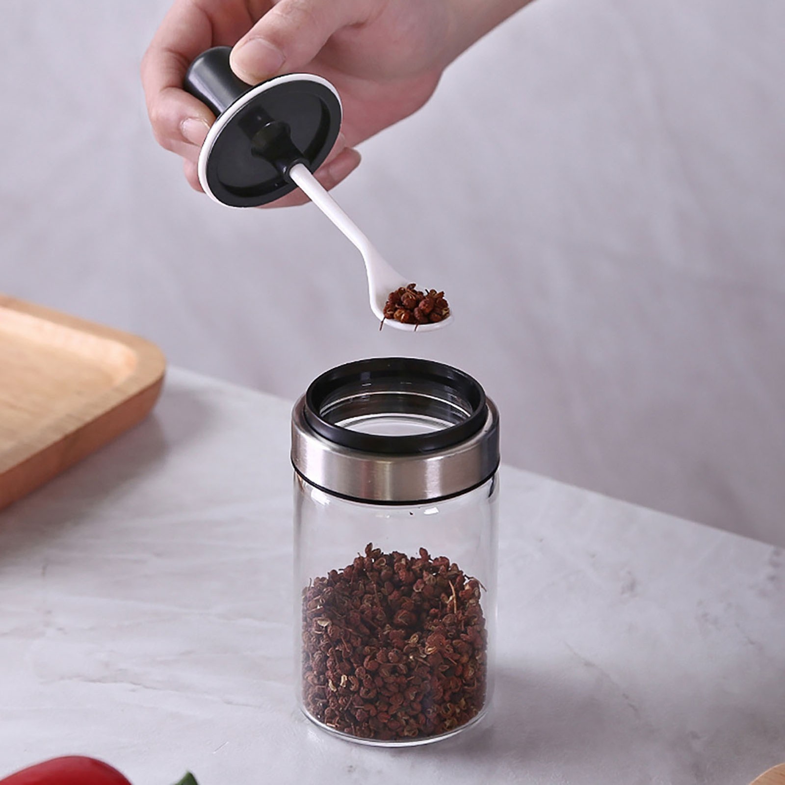 Transparent Glass Seasoning Jar For Kitchen Use Recommended