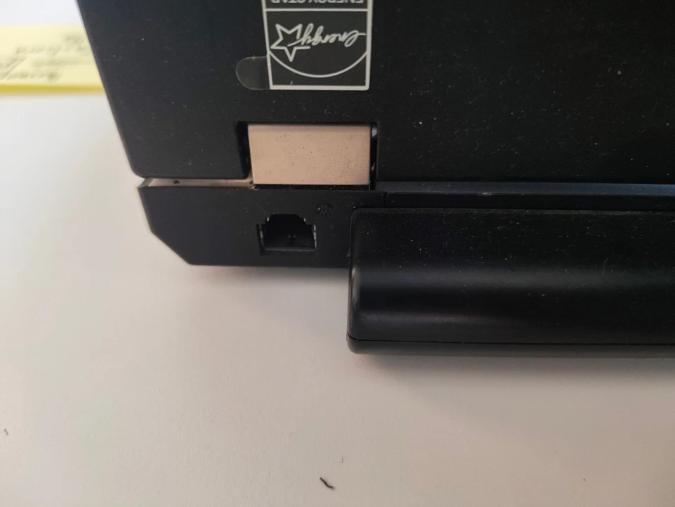 Lenovo ThinkPad T410 i5 8GB 162GB 14,1" 128 X800 TASTIERA ROTTA con Linux - Immagine 3 di 4