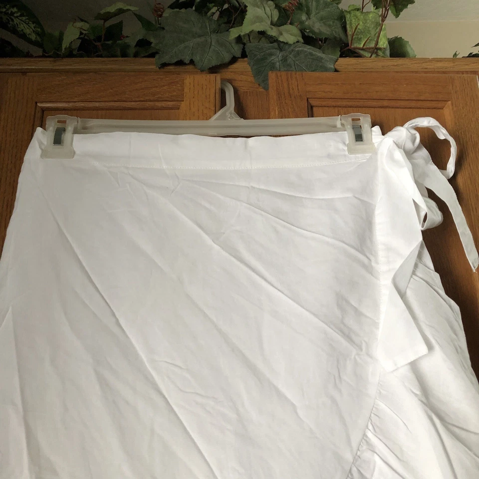 Falda MIDI Vince Camuto Para Mujer Volantes Ojales Algodón Envolvente Blanca Talla Pequeña ** Foto 3 de 4