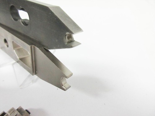 PANDUIT CD9-2A # 18 - 14 AWG REEL FED DIE INSERT ~ CA9 PV PN PNF DV-MB DNF-M - Picture 5 of 6