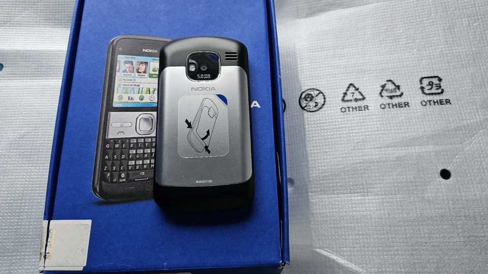 Brand New Nokia E5-00 -Silver & Black (T-Mobile) Smartphone - Image 2 of 3