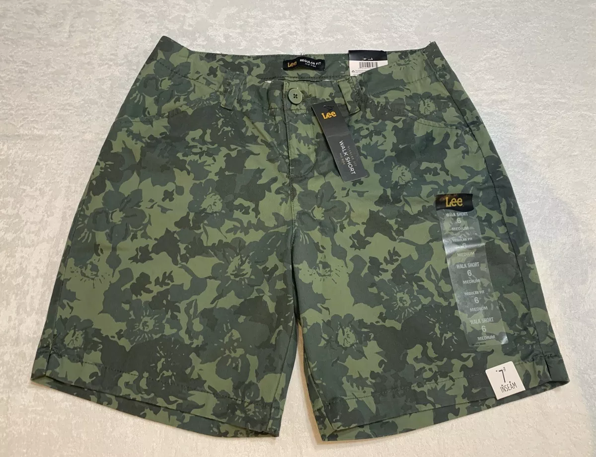 Lee sales walk short