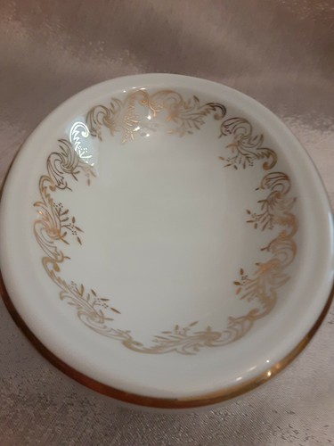 White Ceramic Soap Dish Gold Scroll Design and Gold Plated Pedestal 3" - Picture 5 of 9