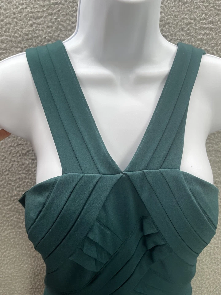 Vestido para mujer Max and Cleo talla 8 halter midi largo cruzado halter pliegues verde azulado Foto 3 de 4