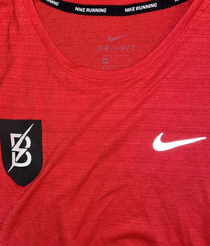 NWT NIKE Bowerman Track Club Dri-Fit 