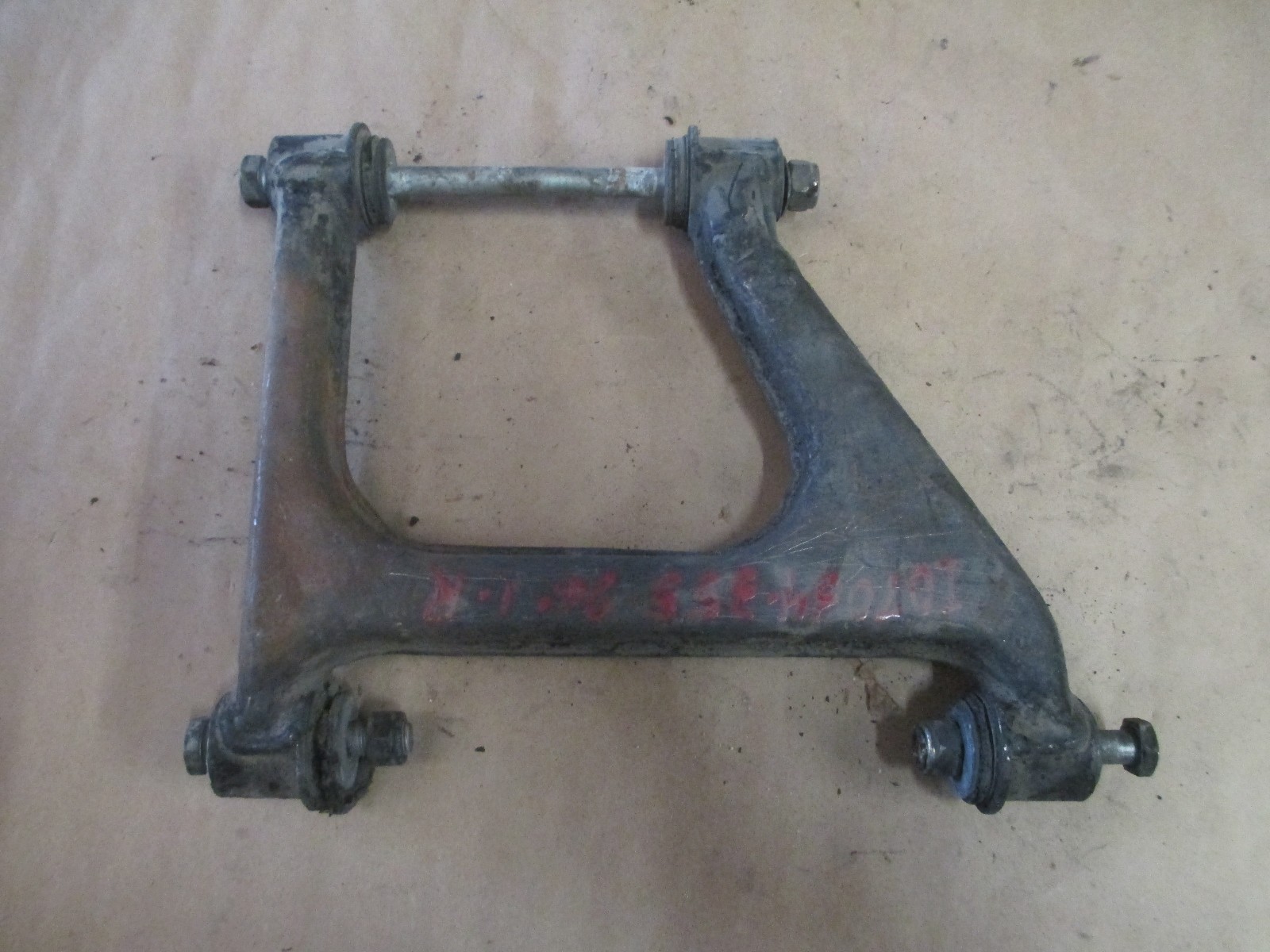 Ferrari 355 USED Rear Upper  A Arm partA # 159373