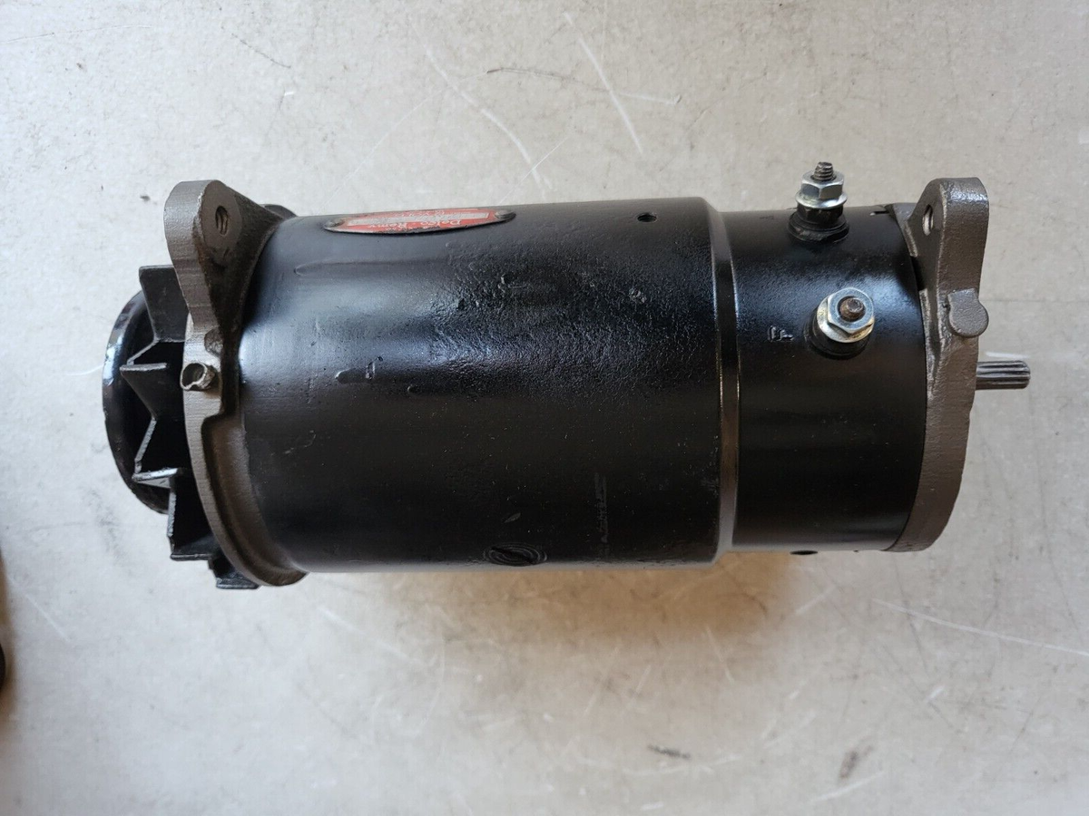 ヴィンテージ Avarti シリアルナンバー4192/6000 コレクター DELCO GENERATOR FOR CORVETTE 1955 OEM TAG # 1102020 4L19 DATE