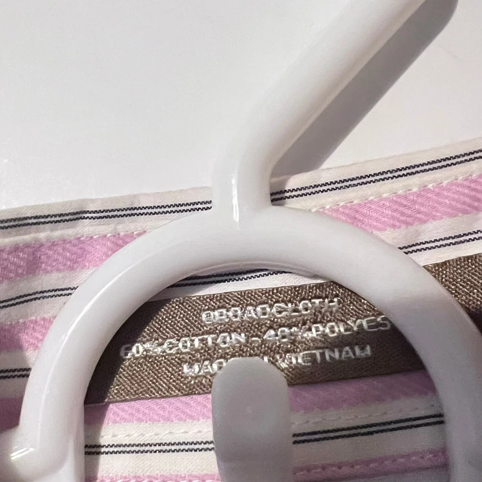 Van Heusen Mens Dress Shirt Size 15 32/33 Striped Fitted Wrinkle Free Broadcloth - Image 4 of 4