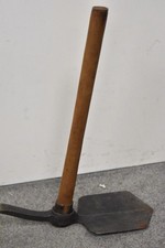 British Army WWII Entrenching Tool – Dated 1944, MKI Helve