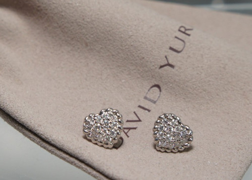 David Yurman 925Silver 585 Gold Petite Pave Diamond Heart Stud Earrings DY Pouch
