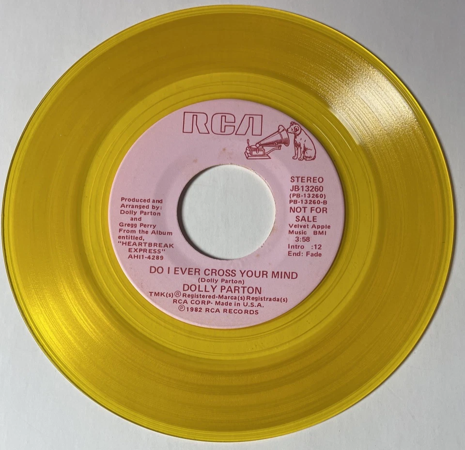 Dolly Parton 1982 Yellow Promo 45 NM RCA JB13260  I Will Always Love You.DJ Copy - Image 3 of 4
