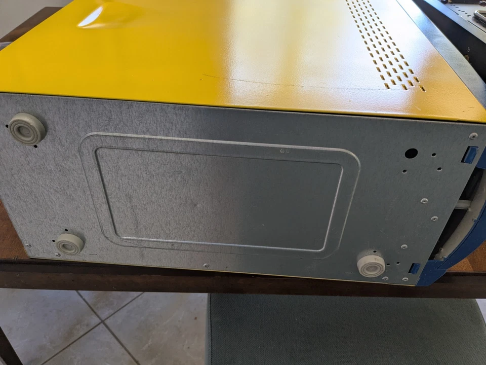 Vintage ATX PC case - Image 3 of 4