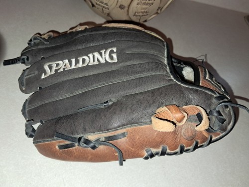 Rare Spalding RC-LTD#22 Robinson Cano 12 " Limited Edition - Picture 5 of 9