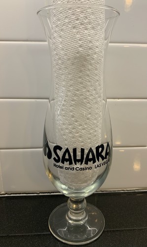 Vintage Las Vegas Sahara Hotel Casino hurricane cocktail glass souvenir original - 第 1/5 張圖片