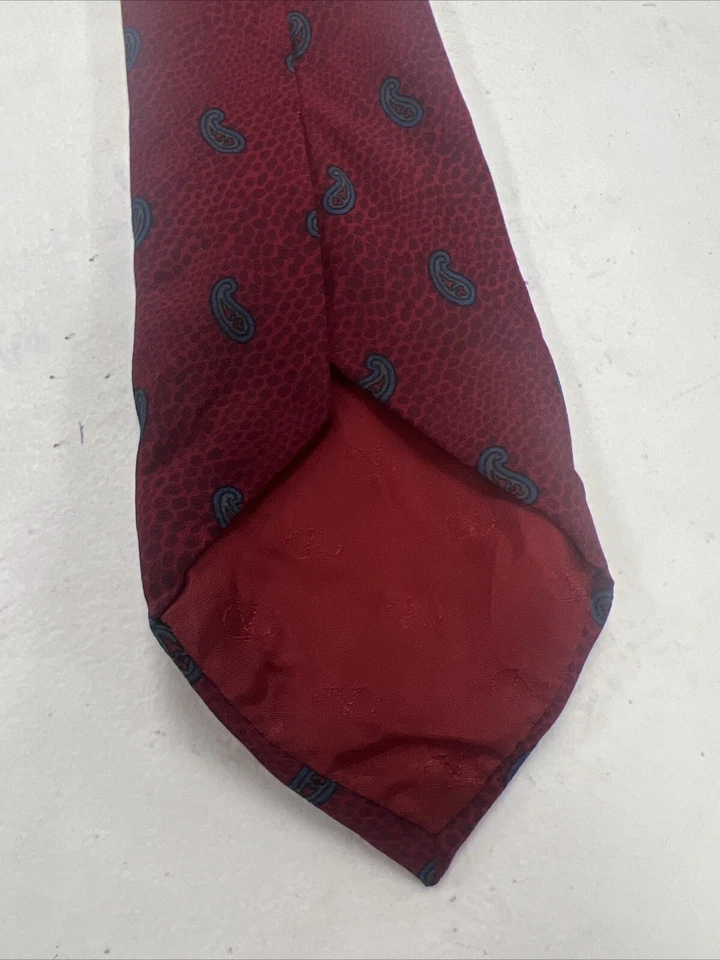 Gravata masculina Valentino vermelha paisley gola de seda US$ 395 - Imagem 3 de 4