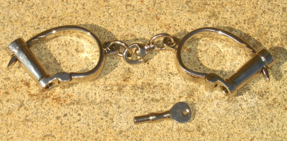 Handschellen Western darby handcuff by bound Kubind KB-122 Edelstahl Rollenspiel - Bild 2 von 4