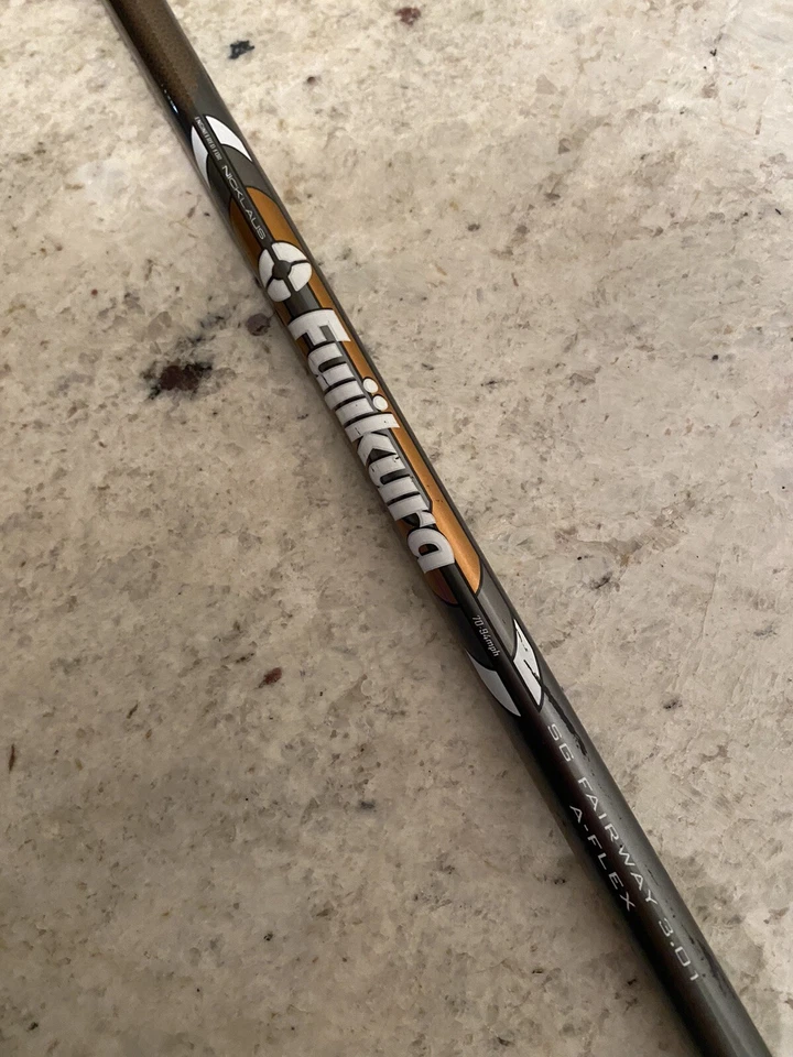 Madera de calle Nicklaus Claw 3 15* Fujikura SG Fairway 3,01 grafito A Flex derecha Foto 4 de 4