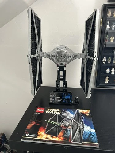 LEGO Star Wars: UCS TIE Fighter (75095) 100% Complete!