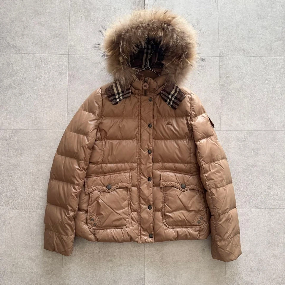 Chaqueta Burberry Blue Label marrón de 2 vías con capucha de piel talla 40 Nova Check Japón Foto 2 de 4