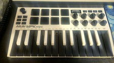 Akai MPK Mini MK3 25-Key W/ Box Barely Used